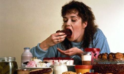 Comer compulsivamente es considerado una enfermedad mental