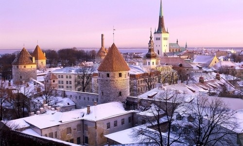 Recorra Tallinn, en Estonia